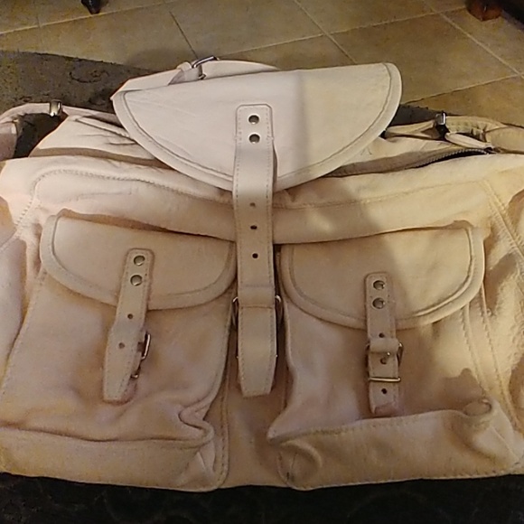 BALENCIAGA PARIS Authentic - Picture 2 of 8